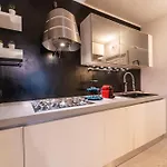 Porta Venezia - Confortevole Con Wifi E Ac Apartmán