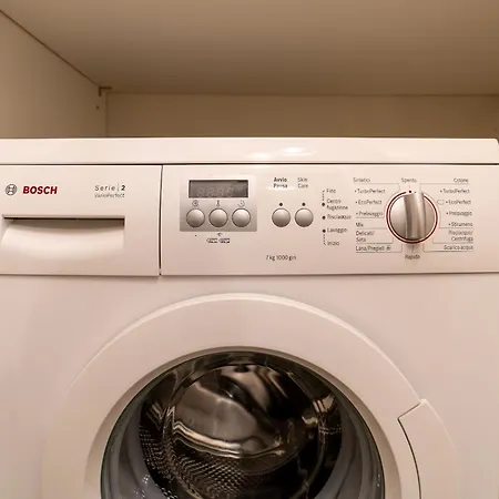Apartamento Porta Venezia - Confortevole Con Wifi E Ac *